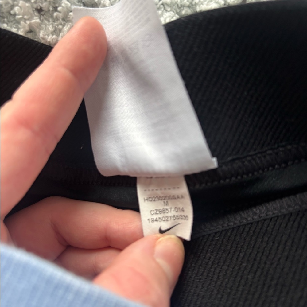 Nike Women's Black Athletic Shorts - Picture 4 of 5